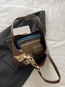 حقيبة كتف نسائية فاخرة ذات لون أحادي متعددة الاستخدامات