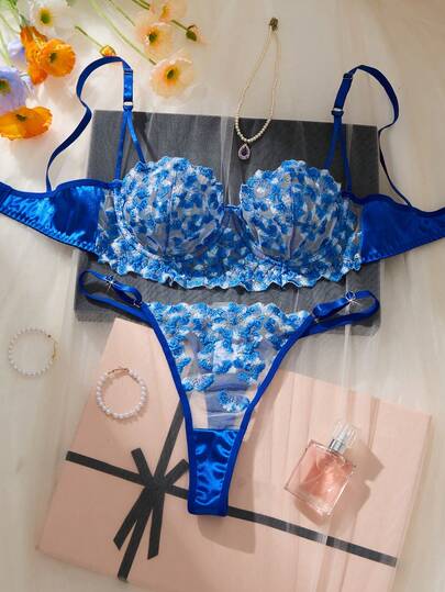 2-Piece Women's Embroidered Floral Deep Sea Blue Bra Set, Playful And Cute Short Top And Thong, Comfortable Home Wear Women's Lingerie Two Pieces Set