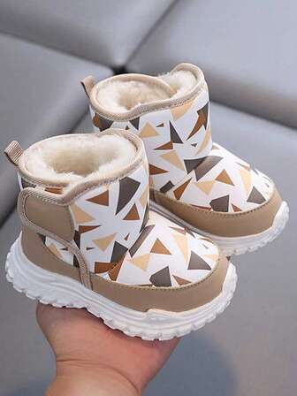 Snorkängor för pojkar, 3-6 år, vit sula, kakifärgad geometrisk mönstrad ovandel, mellanhög, halkfria, förtjockade och termiskt fodrade, vattentäta och varma, lämpliga för vintercamping och utforskning