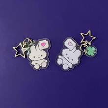 1 Lindo accesorio de llavero con diseño de teléfono móvil de dibujos animados con píxeles, conejo, ratón o trébol de cuatro hojas, accesorios de nicho japonés, ideas de regalo, llavero lindo, estilo japonés, accesorios detallados, sensación hecha a mano, dije de ratón, llavero de conejo, fans del anime, amantes de lo lindo 1, colgante japonés, colgante acrílico creativo - Adecuado para mochila de estudiante, regalo para amigos, regalo de maestro, adornos