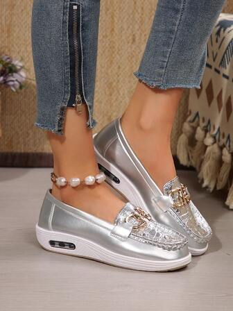 Damen Große Größen Bequeme Slip-On Schuhe, Neuankömmling Frühling/Herbst, Schuhe mit Metallschnalle und dicker Sohle