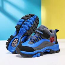 冬季新款加厚绒面男童冬鞋，软底户外活动运动鞋，精致万圣节雪地靴，舒适多功能徒步鞋