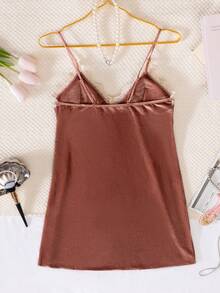 Aksamitna seksowna bielizna – regulowana, wyściełana sukienka halka z rozcięciem i kokardą dla kobiet