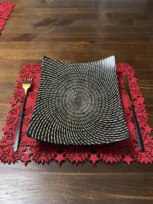 2 Stücke Weihnachtsdekoration, vintage Cut Out Wärmedämmung Platzset aus Untersetzer und Tischset, Hotel/Restaurant/Heim Esszimmermatte, rutschfeste Filz Tischdecke, Party Zubehör