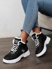 Zapatos de mujer de caña alta, nuevo estilo de invierno, forrados y engrosados para mantener el calor, zapatillas deportivas gruesas y con suela gruesa, populares zapatos deportivos casuales y versátiles para correr para mujeres