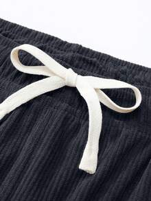 春秋季男士加大码灯芯绒宽松直筒裤，纯色休闲街头风格运动裤