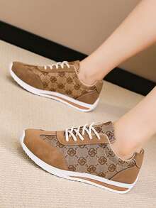 Zapatillas casuales ligeras y de moda para mujer con bordados, suelas suaves y versátiles para uso diario, primavera/otoño - Marrón - Ver 7