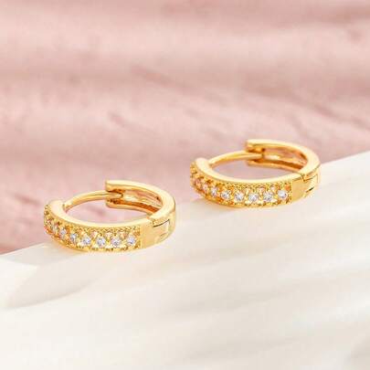 1 Đôi bông tai hình trái tim tối giản bằng thép không gỉ, tinh tế, thích hợp đeo hàng ngày cho bé gái