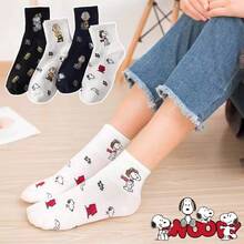 1/2/4/8Pairs Men's And Women's Sports Socks Snoopy Men And Women Creative Cartoon Patterns Fashionable And Versatile Soft And Comfortable Socks