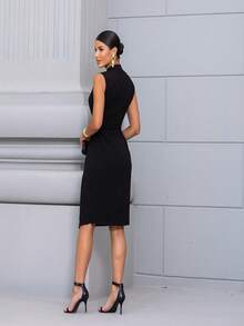 Elegant Women's Tailored Dress With Metal Hoop - Black - View 2