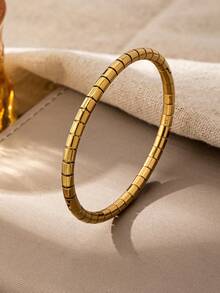 1 Pc 18K Gold Color Four Leaf Clover Hollow Out Heart Shape Stainless Steel Bangles Set - Fashionable Women Stacked Daisy Flower Bracelet - Jewelry For Daily Wear