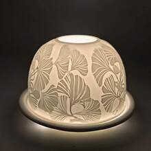 1个陶瓷烛台（不含蜡烛） - 灯罩和底座组合，3D蝴蝶图案设计，现代简约风格，适合作为情人节、新年礼物，以及客厅、餐桌的家居装饰。