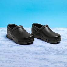 Women Health Care & Food Service Shoes - Black - View 8