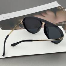 1 件女士复古简约大框时尚眼镜，适合海滩和旅行 - 玳瑁 - 查看 11