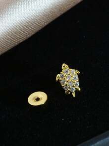 1PC Delikatne złote kolczyki ze stali nierdzewnej, kobiece, urocze małe żółwie morskie, kolczyki z cyrkonii, płaskie z tyłu, chrząstka, helisa, antyskrawek, standardowa biżuteria do piercingu płatka ucha, 20G