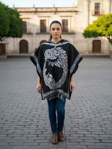 Gabán Mexicano con Capucha – Diseño Quetzalcóatl Prehispánico – Unisex, Hecho a Mano, Ideal para Invierno - Blanco y Negro - Ver 4