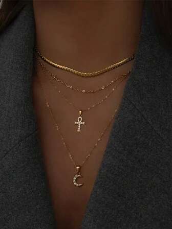 Trendigt korsformat månhänge med flerskiktad nyckelbenskedja