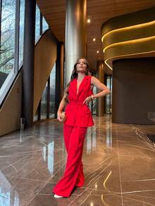 Tailored Set Of Vest And Pants With Wonderful Belt - Red - View 4