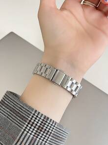 适用于 的二合一女士表带套装，兼容 表壳：14 毫米窄款银色金属表带和保护壳，兼容 Ultra/Series 3/2/1/SE/S10/S9/S8/S7/S6/S5/S4/S3/S2/S1，尺寸 38 毫米/40 毫米/41 毫米/44 毫米/45 毫米/46 毫米。表带和表壳配件，兼容 Apple 智能手表。