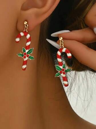 1 Pair Christmas Candy Cane Earrings | Red & White Striped Candy Cane, Green Holly, And Gold Decor - Zinc Alloy Material, Stainless Steel Earring Posts, Suitable For Daily Wear, Parties And Holidays, Suitable For Teens, High-Quality, Women's Christmas Gift, Applicable For All Year-Round Parties And Holidays