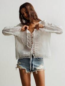 Rusttydustty 女士蝴蝶结前襟衬衫，长袖蕾丝边纽扣开衫，宽松飘逸波西米亚风荷叶边下摆衬衫，夏季海滩度假休闲外套，也适合音乐节穿着 - 白色 - 查看 5