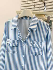 女式条纹翻领衬衫，带口袋，长袖纽扣衬衫，适合秋冬春季商务休闲、办公室、家居和日常穿着 - 藍色 - 查看 4