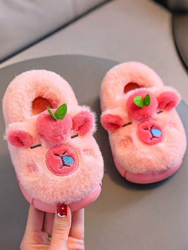 Pantuflas cálidas de estilo nuevo con diseño de dibujos animados para bebés, pantuflas de peluche lindas para niñas y niños en el hogar