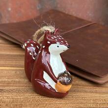 1pc Resin Crafted Squirrel Figurine Desk Decor, Indoor Art Ornament, Christmas Home Decor