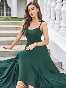 UNITHORSE V-Neck Spaghetti Strap Waist Cinched Tiered Dress, Minimalist Elegant Wedding Guest Gown - Dark Green - View 6