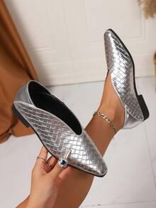 Women's Vintage Fish Scale Woven Casual Comfortable Simple Flat Shoes, Suitable For Spring And Autumn - Silver - View 1