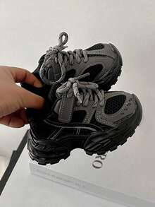 2-18 Years Unisex EVA Sports Shoes, Soft & Breathable Leather Upper Gray Boys Shoes, Spring/Autumn New Leather & Mesh Patchwork Breathable Soft Bottom Comfortable Toddler Shoes, Street Fashion Outdoor Non-Slip Shock Absorbing Running Shoes For Boys, Autumn/Winter Leather Lightweight Thick Sole Contrast Color Stylish Chunky Sneakers For Boys, Versatile Outdoor Travel Casual Round Toe Sports Shoes For Girls, Suitable For Family, Park, Social Occasions And More - Black - View 4