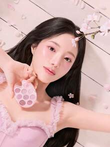 Dasique 9-Color Eyeshadow Palette, Long-Lasting Pigmentation, Easy To Apply, Smooth Blendable Formula, Vegan, Cruelty-Free, Perfect For Festive Rose Girl Charm, Best Christmas Gift For Women, Fashionable Makeup Brand, Back To School Makeup, Halloween Makeup - #31 Love Blossom - 查看 6