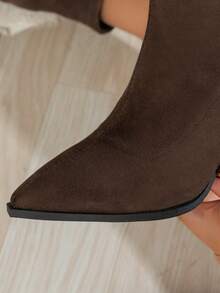 秋冬女士时尚尖头漆皮百搭中筒粗跟靴，高跟鞋 - 咖啡棕 - 查看 8