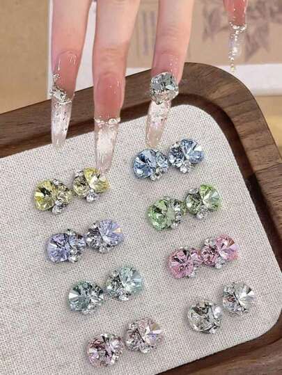 5 Stücke multifacettierte glänzende, grobe quadratische Strass Nail Art Dekorationen