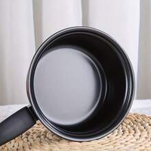 13件套家用不粘石涂层厨具套装。黑色套装适用于电磁炉。套装包含一个煎锅、一个平底锅、一个炖锅，并配有锅盖。套装中的厚底炒锅功能多样、时尚耐用，适合厨房和餐厅使用。为确保您收到的产品符合您的预期使用需求，请务必在下单前仔细确认产品尺寸！ - 彩色 - 查看 6