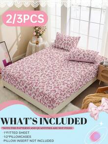 2/3-teiliges Spannbetttuch Set, Bettwäsche, Matratzenschoner, Bettüberwurf, Bettlaken, Heimdekoration, gemütliche Heimtextilien, atmungsaktiver und pillingresistenter Matratzenschoner, weich und hautfreundlich, weiche und bequeme Bettwäsche für das Schlafzimmer, modischer Matratzenbezug, komplett abdeckender Matratzenschoner, rosa Basis mit Leoparden-Muster