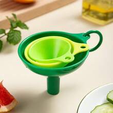 3 Pieces Set Of Multifunctional Silicone Kitchen Funnels For Cooking And Baking Cans, Easy To Fill With Oil, Syrup, Juice, Reusable, Sturdy, Easy To Clean, Heart-Folding Funnel Set, Funnel Divider, Creative Plastic Set, Small And Large, Large-Caliber Oil And Wine Funnel, Kitchen Tool Funnel 3 Pieces Set