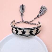 1 chiếc vòng tay ngũ giác thêu thủ công - Đen và trắng - Xem 3
