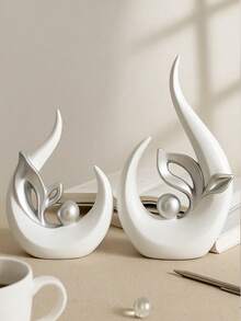 White With Gold/Silver Home Decor Items, Mid-Century Modern Decor Table Decor White, Abstract Art Ceramic Shape Statues And Sculpture Centerpieces Decorative Table, Bookshelf Resin Decor, Perfect For Mother's Day Gifts, And Wedding Decor.
