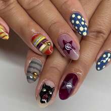 24 piezas de uñas postizas con forma de almendra en caja de regalo, estilo dulce y fresco, morado uva con corazón de cinco puntas, rayas neón soñadoras, lunares amarillos juguetones, adecuadas para citas, reuniones, fiestas, salidas y otras ocasiones, uñas postizas con pegamento de gelatina 1 pieza 1 lima