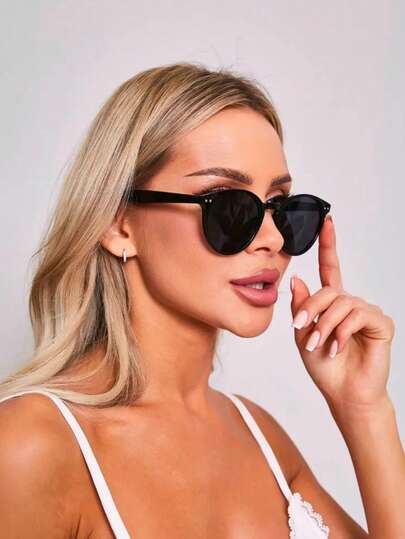 Ladies' Cat Eye Fashion Glasses With Blocking Lenses, Suitable For Outdoor Activities, Shopping, Travel, Vacation, Photography, Beach, Parties, And Daily Accessories.