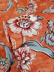 Vintage amerikanischer Landhausstil Orange Blumen Blatt Tapete, selbstklebendes Vlies Material, warme Schlafzimmer Wohnzimmer TV Hintergrund Wand Dekoration, Schrank Möbel Renovierung Aufkleber, romantische Hochzeitszimmer Tapete, dicke europäische Art