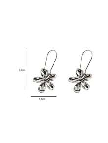 1 Pair Minimalist Floral Brooch Earrings, Fashionable 3D Elegant Earrings Suitable For Women's Daily Wear