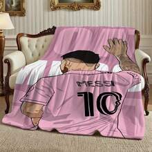 1pc GOAT Legend Messi Printed Flannel Blanket - Vibrant Pink & White Soccer Jersey Design, Soft Warm All-Season Throw For Travel, Home, Halloween & Christmas Decor, Contemporary Style, Travel Blanket  Vibrant Print Blanket  Plush - 白色 - 查看 2