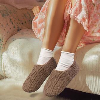 1 Pair Solid Color Casual Fabric Christmas Slippers, Home Party Wear, Autumn/Winter