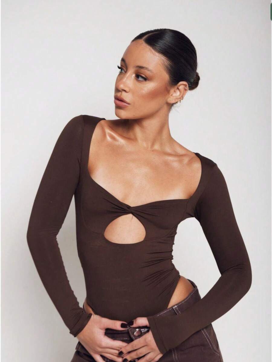 Low-Cut Bodysuit With Long Sleeves, Comfort And Style - Rust Brown - View 1