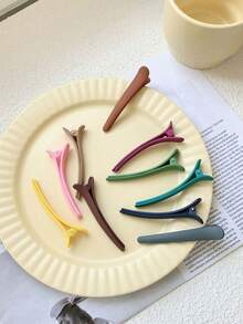 1pc Fashionable Solid Color Frosted Duckbill Clip Simple And Elegant Portable And Durable Side Hair Clip Organizing Broken Hair And Fixing Hairstyles Versatile For Traveling For Girls,Stocking Stuffers,Stocking Fillers,Stocking Stuffers For Women,Stocking Fillers Women,Christmas Gifts,Gifts,Christmas Stocking Fillers,Gifts For Women,Gift,Christmas Gift,Stocking Stuffers For Adults,Stocking Fillers For Adult,Hair Stuff,Women's Accessories,Stocking Stuffer,Coming-Of-Age Hair Accessory,Christmas Hair Accessories,Gift Ideas For Women,Beauty Stocking Fillers,Christmas Gifts For Women