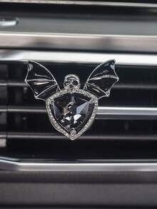 Nuevo adorno con clip para rejilla de ventilación del coche con calavera de murciélago de strass (sin fragancia incluida)