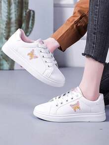Zapatillas deportivas casuales blancas con cordones y bordado de mariposa para mujer Zapatillas deportivas blancas antideslizantes, tenis de mujer, sandalias para dama, tenis para mujer, tenis blancos para mujer, zapatilla elegantes de mujer, zapatos comodos de mujer, resistentes y versátiles. Adecuadas para actividades al aire libre para llevar a diario con ropa informal zapatos para mujer. - Rosa - Ver 3
