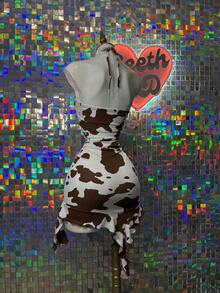 Vestido ajustado de busto escotado con jareta y olan asimetrico - Café - Ver 2